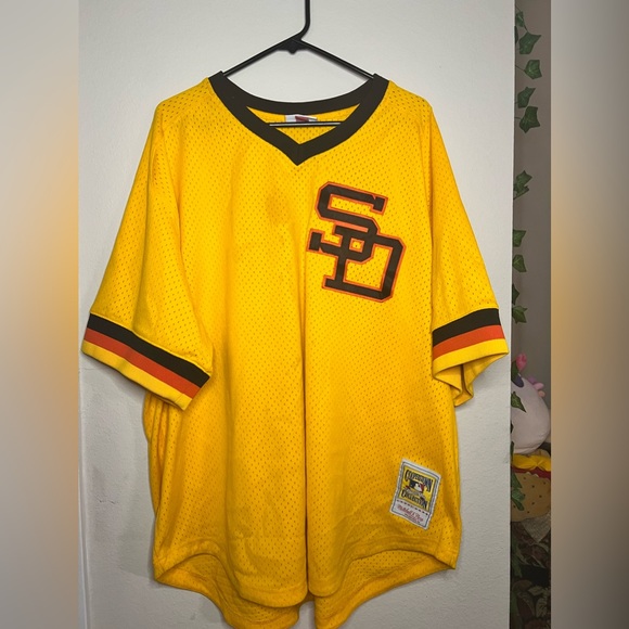 Gold San Diego Padres Jersey - Picture 1 of 5